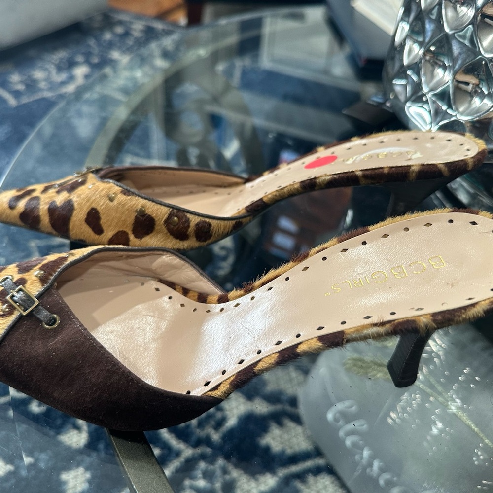 BCBGirls Brown Leopard Print Mule Heels - Picture 4 of 12